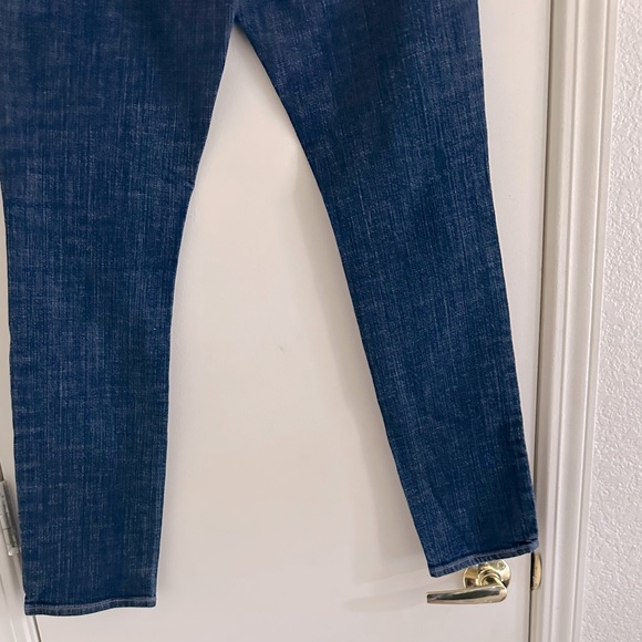 OLD Navy "The Sweetheart Fit" Dark Wash Jeans in Size 8 - Picture 5 of 9